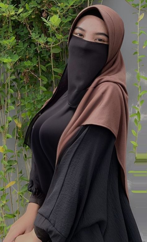 Berhijab Tapi Doyan Kontol Tetangga