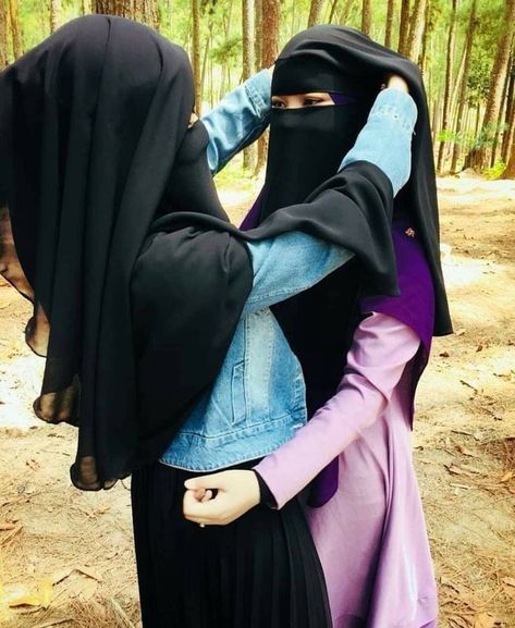 Berjilbab Lesbian
