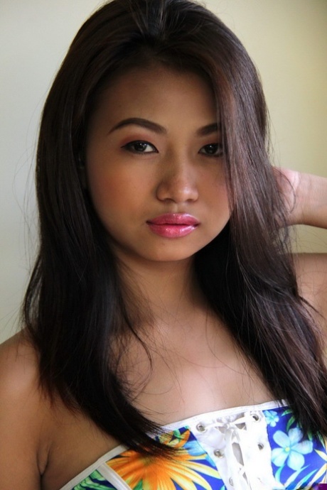 Kisah Seks, Antara Aku, Istri, Dan Wanitaku