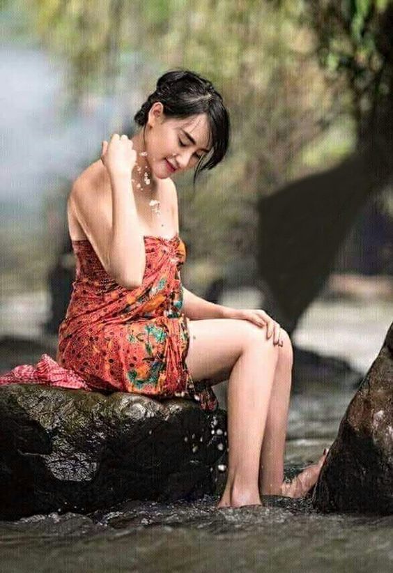 Ngesex Dengan Beberapa Cewek Seksi Ketika Liburan Di Kampung