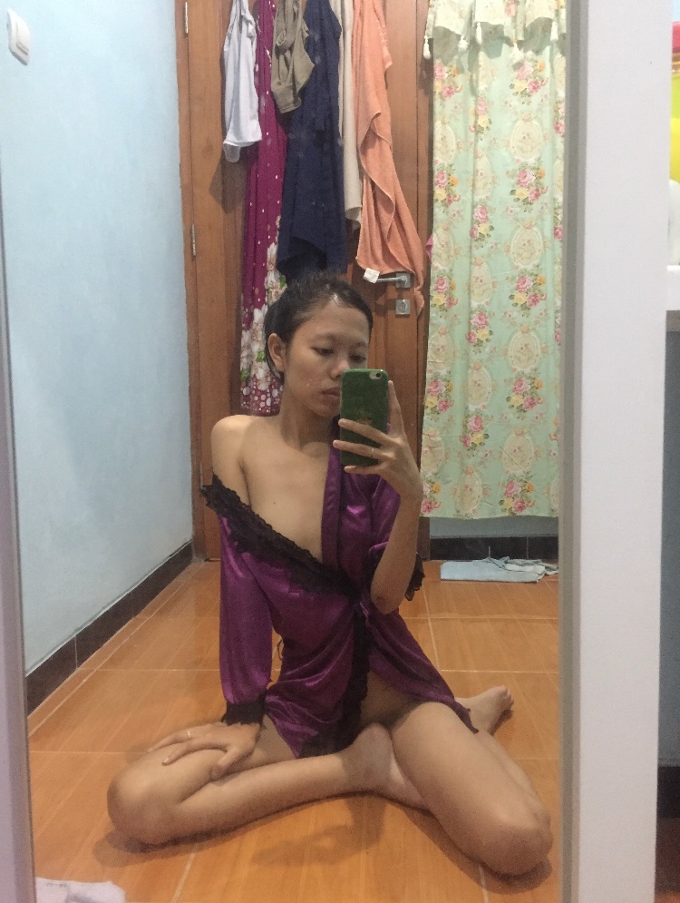 Tukar Istri Dengan Teman Lamaku Yang Berlibido Tinggi